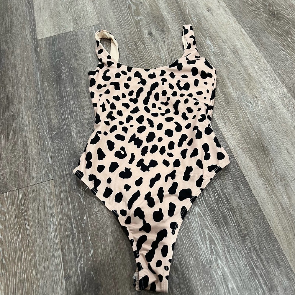 Princess Polly Leopard US size 2 Bodysuit